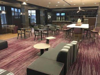 Courtyard By Marriott Aksarben Village Hotel